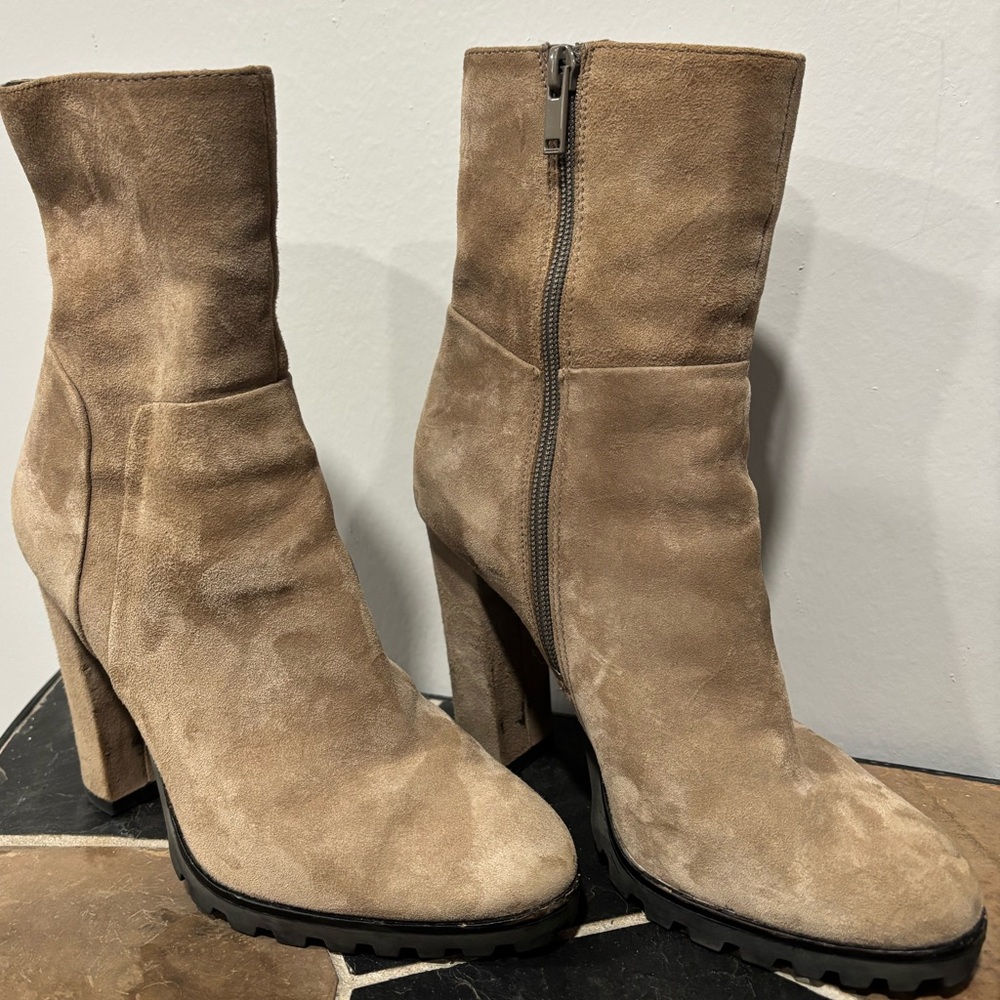 Aldo Tan Heeled Boots with Side Zipper and Stacked Heel